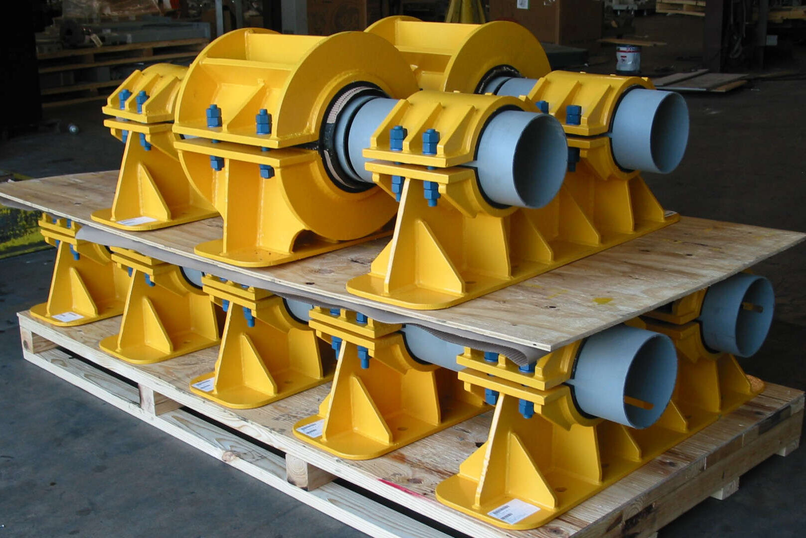 Riser Clamp Assemblies with Neoprene Lining by Piping Technology & Products, Inc. is licensed under CC BY-SA
